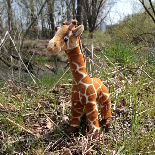 Plush Giraffe standing 40 cm.