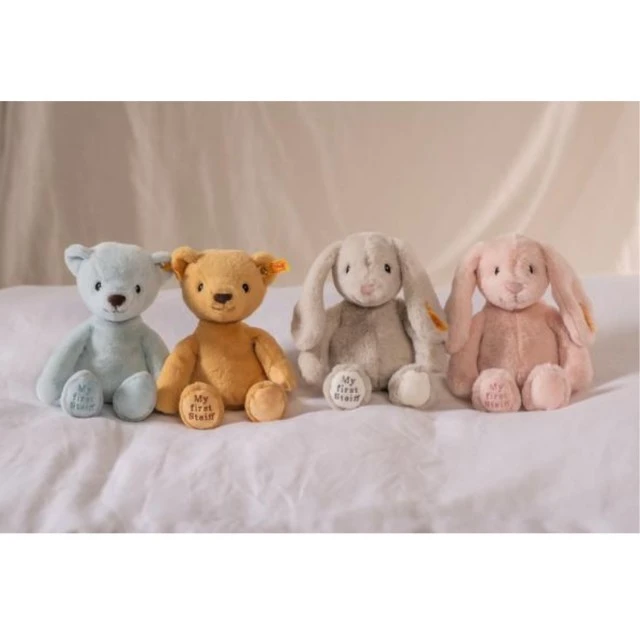 My first Steiff Hoppie rabbit Size: 26 cm Class: Friends