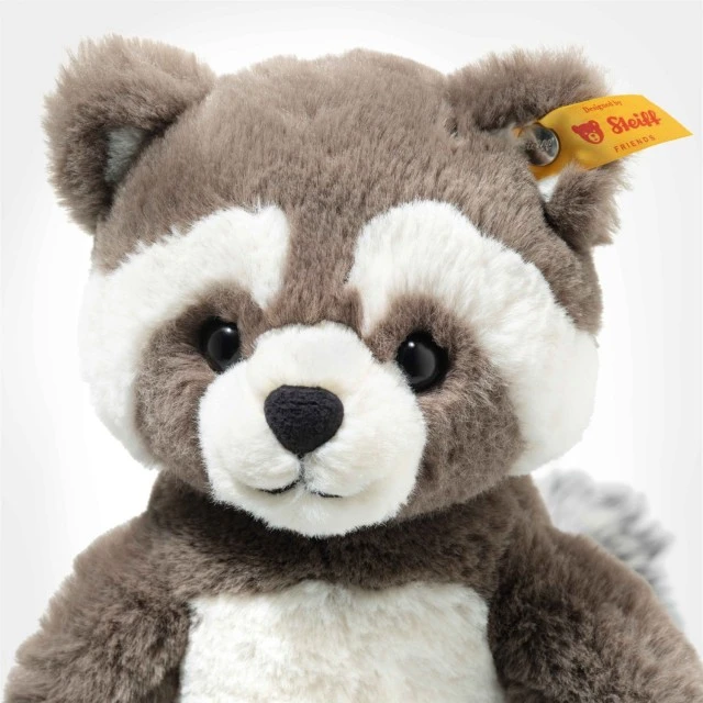 Pedro racoon Size: 23 cm Class: Friends