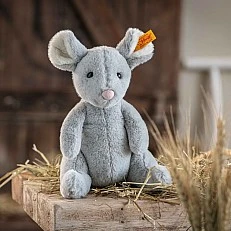 Cheesy mouse Size: 19 cm Class: Friends