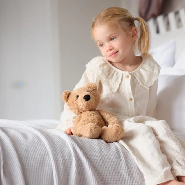 CHARLIE BEAR Brand: Charlie Bears Size: 39 cm