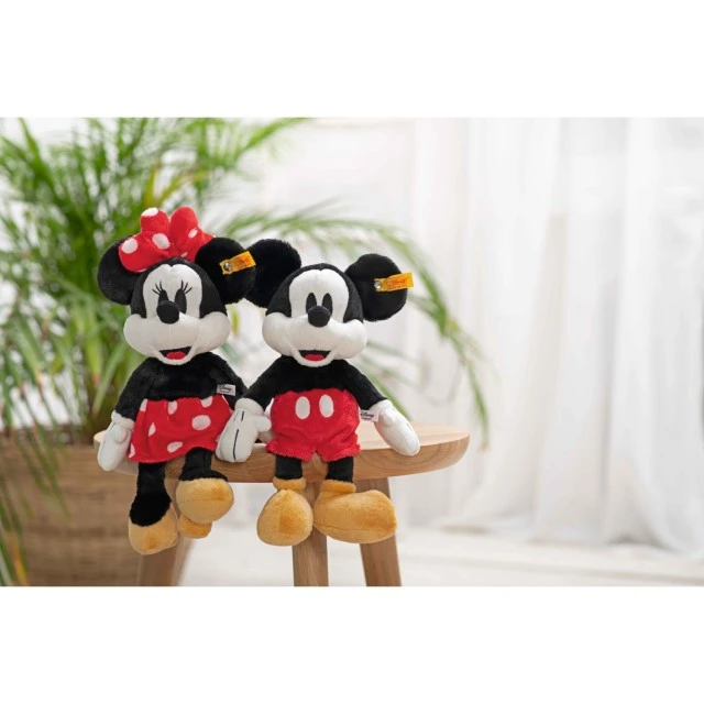 Disney Originals Minnie Mouse Size: 31 cm Class: Friends